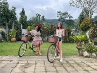 Baan Hinlad Home and Hostel