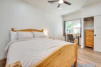 Outdoor Space, Near Everything: Glendale Getaway!