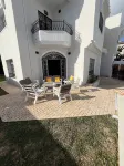 Luxurious Villa With Pool in La Soukra, Ariana - Villaer