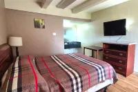 Saratoga Motel By Capital O Near Midway Airport Chicago IL - 2 Yıldız