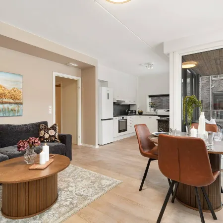 Urban escape - Only steps from the waterfront