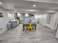 Spacious & Modern Guest Apartment with Private Entrance