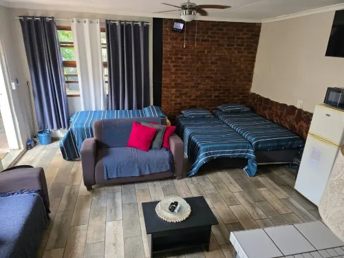 Charming Self Catering Unit in Pretoria Pet-Friendly Retreat