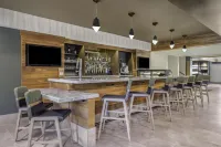 The Newberry Hotel Bend, Tapestry Collection by Hilton - bar