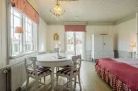 HEM Till Gården Boutique Hotel