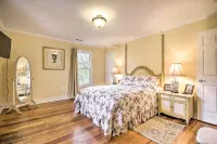 'Thomson Farm' Classic Home < 10 Mi to Vineyards!