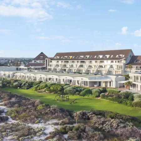 Dolphin Beach Hotel Self Catering Apartments