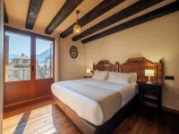 Villa de Plan Apartments&Suites - Parvekkeita
