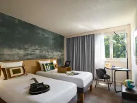 Novotel Bayeux - parking