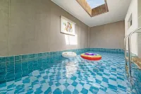 Millyang Ajur Kids Poolvilla - Pools