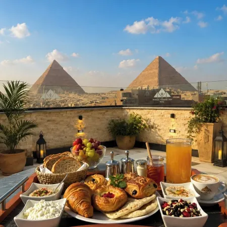 Foola Pyramids Inn Hotel