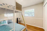 2403 Auburn Dr - 3-Star