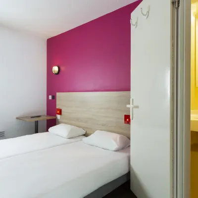 Hotelf1 Strasbourg la Vigie Hotel dekat Halte Trem Wacken