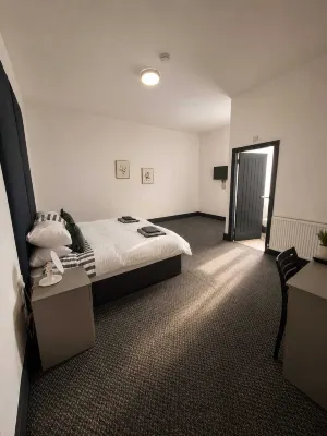 Warm and Comfortable Double Room - Homestays