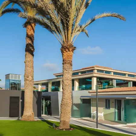 Kumara Serenoa by Lopesan Hotels