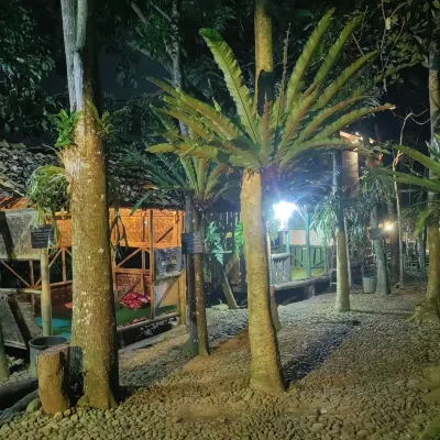 Gazebo Riverside Cibolang By Arsakha - Wifi
