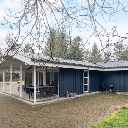 8 Person Holiday Home in Hadsund by Traum