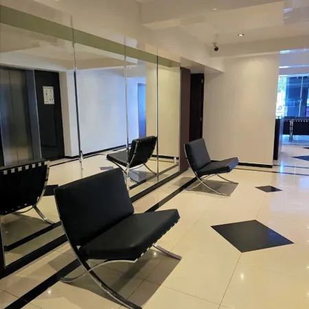 Hotel Kavia Lagunilla CDMX Отели рядом с достопримечательностью «Площадь Гарибальди»