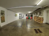 Wellness Smart Suites - parking