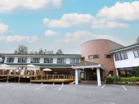 Hotel Kiso Onsen Kogane No Yu Glamping Ontake - 2-نجوم