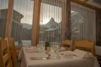 帕爾納斯酒店 - 早餐
