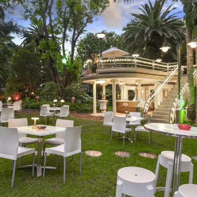 فيلا سايمون Hotels near مول كيلارني للتسوق