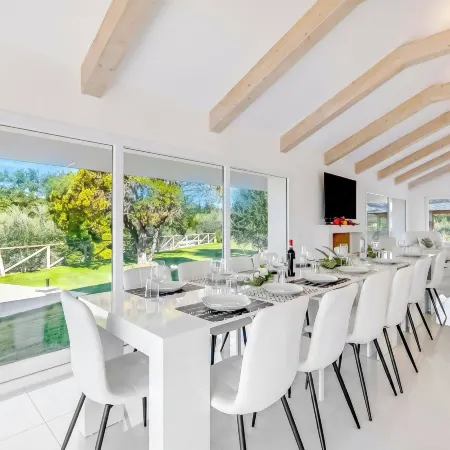 Villa Chimera White 16 with Pool & Gym