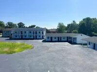 Vermont Suites - parking