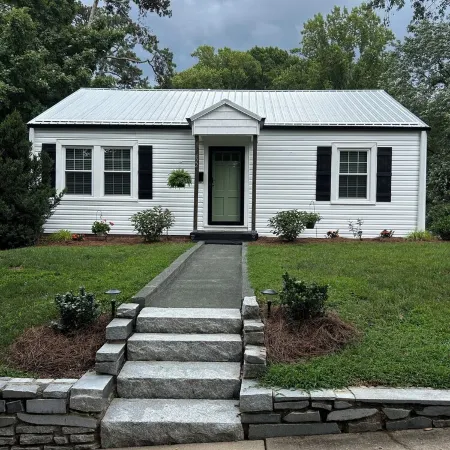 The Finch Cottage Charming 2-bedroom cottage Historical District Mount Airy