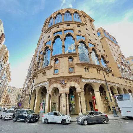 Al Mukhtara Almasi Hotel Отели рядом с достопримечательностью «Зеленый купол»
