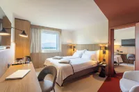 Everness Hotel & Resort - Pools