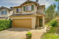Sierra Foothills Retreat With Public Lake Access - 2-Star