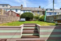 Peaceful Lochside Retreat for 4 - 4-Star