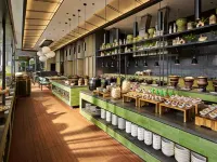 ARTOTEL Living World Grand Wisata Bekasi Hotels near Cibeureum Lake