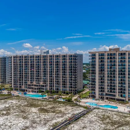 Phoenix East by Brett Robinson Vacations