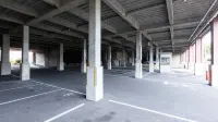 國王飯店 - 停車場