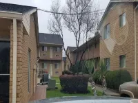 Hallmark Inn and Suites - Wifi