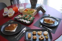 Vesuvian Tales - Breakfast
