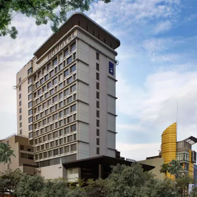 Novotel Pekanbaru Hotels near Kodim Market