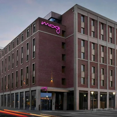 Moxy Edinburgh Hotels near Bruntsfield
