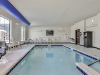 Cobblestone Hotel & Suites - Bay Minette - Pool