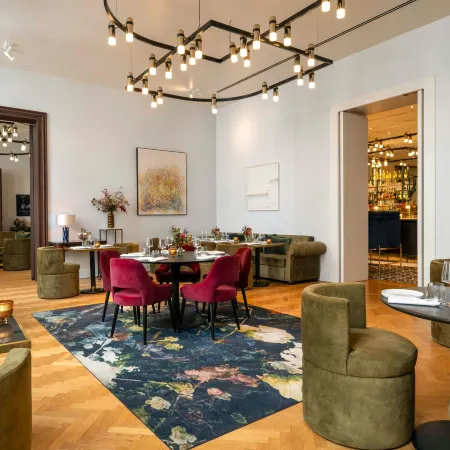 Sapphire House Antwerp, Autograph Collection