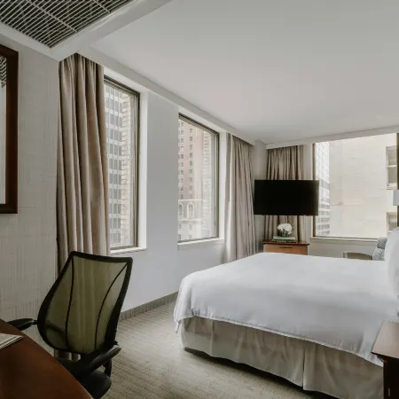Club Quarters Hotel, Central Loop