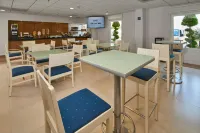 City Express by Marriott Tula - breakfast