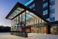 Aloft Shenandoah Woodlands Area - bar