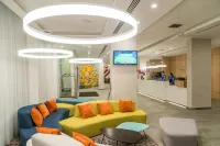 Hampton by Hilton Brest - 3-Star