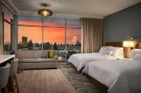 Element Anaheim Resort Convention Center - Pet friendly