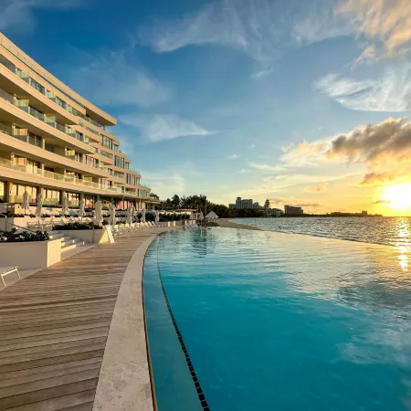 Goldwynn Resort & Residences