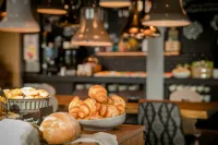 Motel One Innsbruck - breakfast