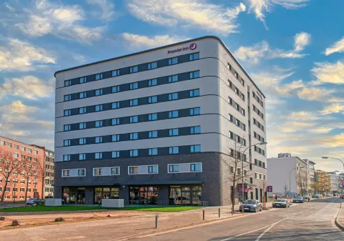 Premier Inn Saarbrucken City Congresshalle Hotel - parking